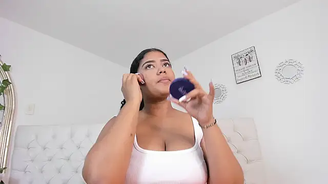 sharlot evans  online show from January 9, 12:34 pm