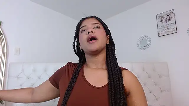 sharlot evans  online show from January 6, 1:59 pm