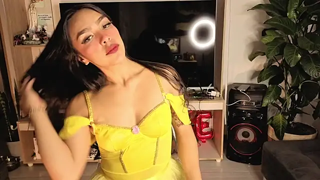 Michelle se online show from April 10, 11:34 pm