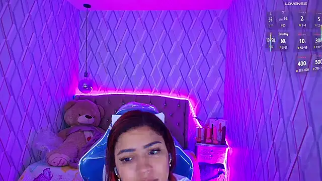 Snapshot of NicolleTaylor chatting on September 24, 3:57 am NicolleTaylor online show from September 24, 3:57 am