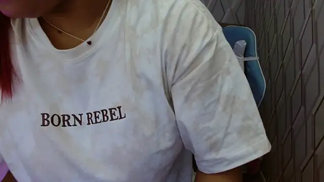 Snapshot of NicolleTaylor chatting on February 28, 1:05 am NicolleTaylor online show from February 28, 1:05 am