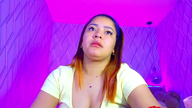 NicolleTaylor online show from October 21, 4:12 am