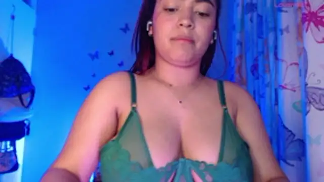 NicolleTaylor online show from April 14, 12:04 am