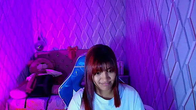 Snapshot of NicolleTaylor chatting on January 16, 3:43 am NicolleTaylor online show from January 16, 3:43 am