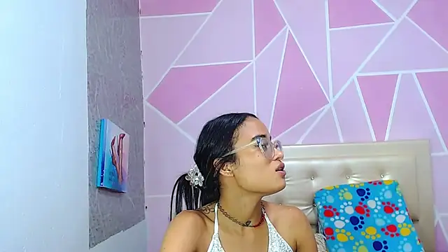 AngeDrty online show from June 17, 2:33 am