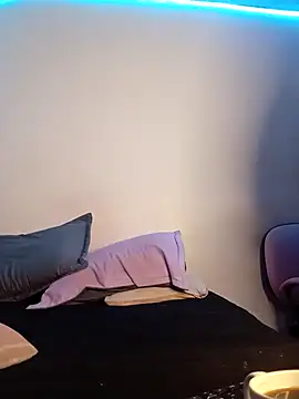 Isabella Du online show from November 18, 9:18 pm