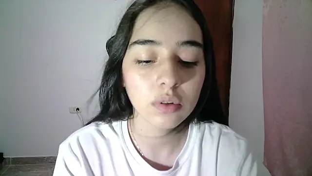 Snapshot of aineangeel chatting on October 7, 1:28 am aineangeel online show from October 7, 1:28 am