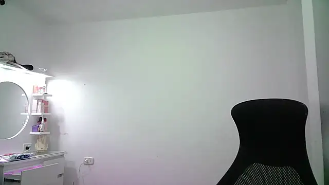 aineangeel online show from December 4, 11:37 pm