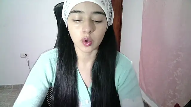 Snapshot of aineangeel chatting on September 24, 12:29 am aineangeel online show from September 24, 12:29 am