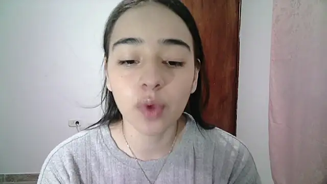 Snapshot of aineangeel chatting on October 5, 1:18 am aineangeel online show from October 5, 1:18 am