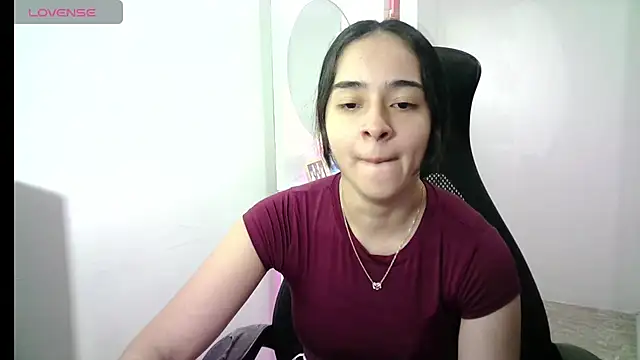Snapshot of aineangeel chatting on June 27, 12:16 am aineangeel online show from June 27, 12:16 am