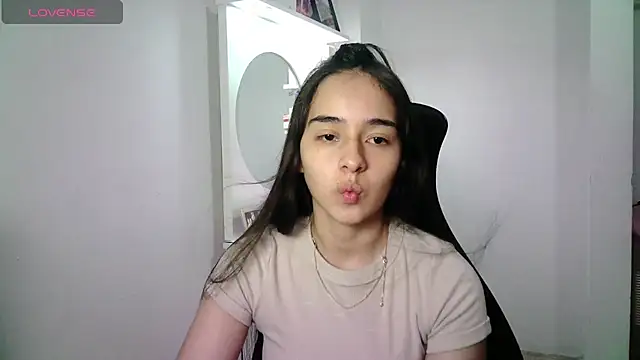 Snapshot of aineangeel chatting on June 23, 2:09 am aineangeel online show from June 23, 2:09 am