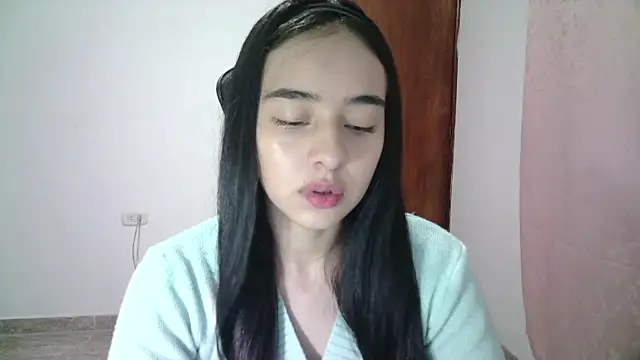 Snapshot of aineangeel chatting on September 10, 12:20 am aineangeel online show from September 10, 12:20 am