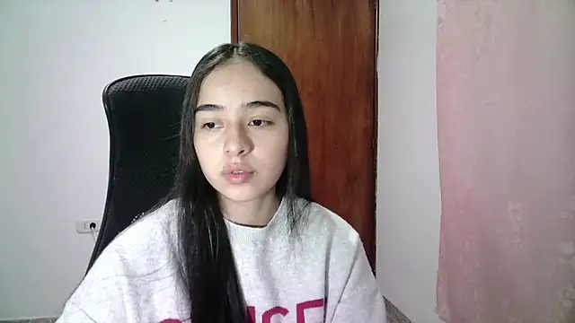 Snapshot of aineangeel chatting on October 9, 12:22 am aineangeel online show from October 9, 12:22 am