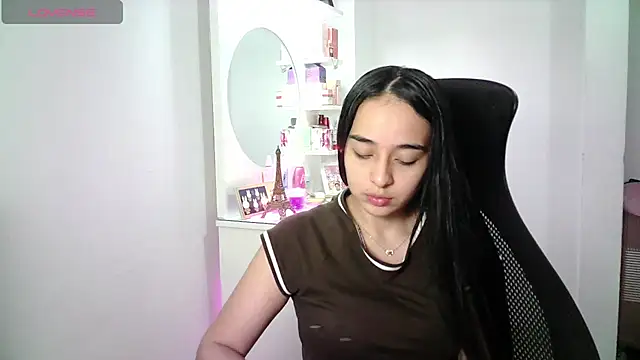 Snapshot of aineangeel chatting on June 24, 12:53 am aineangeel online show from June 24, 12:53 am