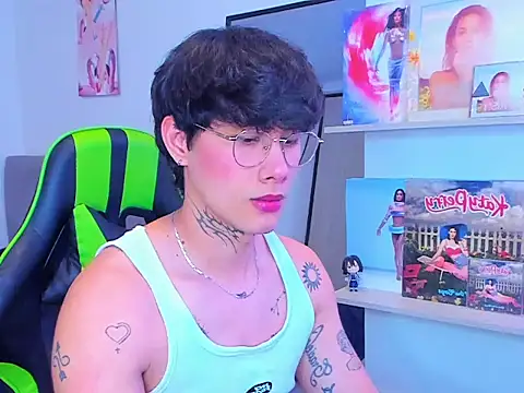 JayHotxxx online show from March 13, 9:53 pm