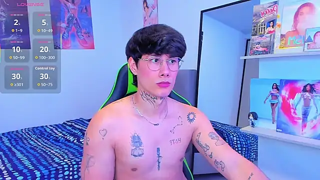 JayHotxxx online show from February 17, 9:45 pm