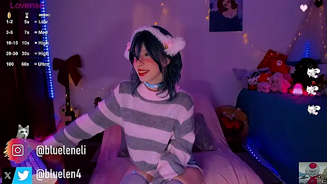 Snapshot of bluelen chatting on February 21, 12:06 pm bluelen online show from February 21, 12:06 pm