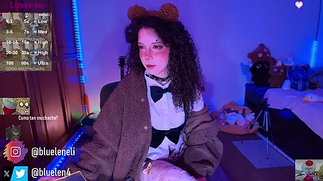 Snapshot of bluelen chatting on November 23, 8:24 am bluelen online show from November 23, 8:24 am