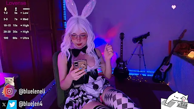 bluelen online show from April 26, 10:12 am