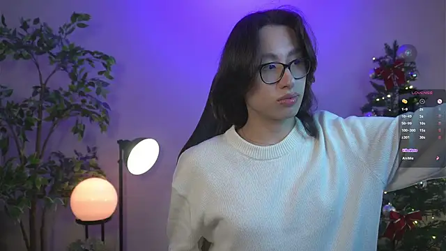 SrLuis18 online show from December 17, 3:28 am