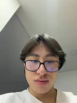 Snapshot of SrLuis18 chatting on June 26, 11:10 pm SrLuis18 online show from June 26, 11:10 pm