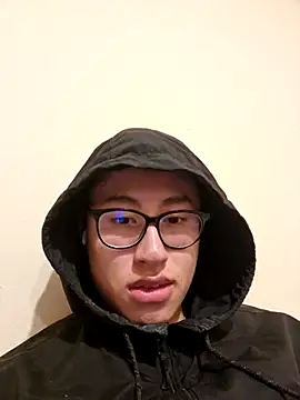 SrLuis18 online show from December 4, 3:53 am