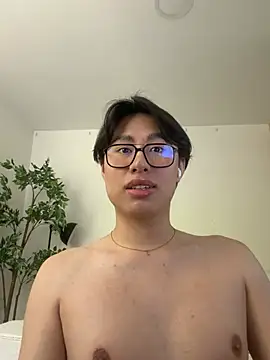 Snapshot of SrLuis18 chatting on June 12, 9:45 pm SrLuis18 online show from June 12, 9:45 pm