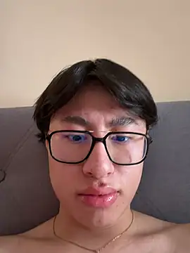 SrLuis18 online show from February 12, 4:29 pm