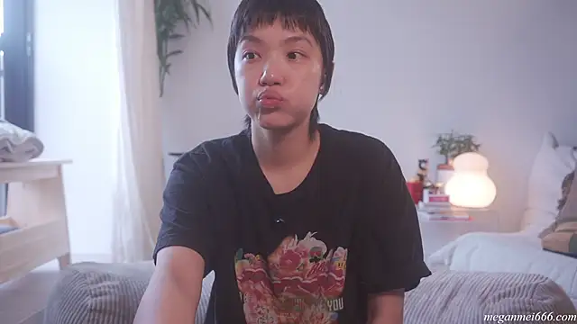 meganmei666 online show from May 13, 6:37 pm