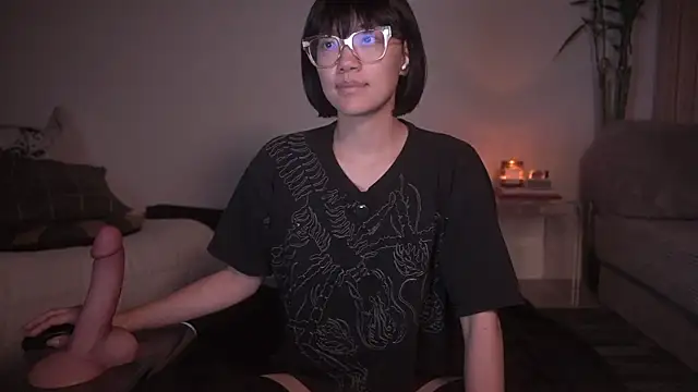 Snapshot of meganmei666 chatting on September 24, 1:57 am meganmei666 online show from September 24, 1:57 am