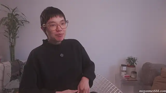 meganmei666 online show from April 13, 6:01 pm