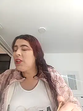 Snapshot of MarthinaBaker chatting on February 23, 11:33 am MarthinaBaker online show from February 23, 11:33 am