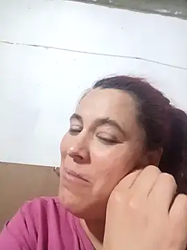 Snapshot of MarthinaBaker chatting on November 19, 12:10 am MarthinaBaker online show from November 19, 12:10 am