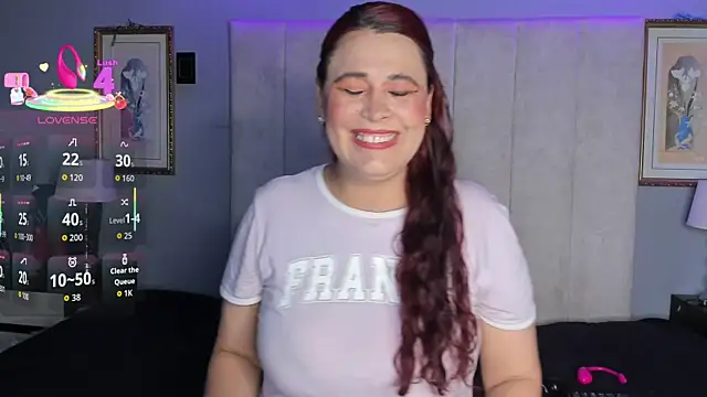 Snapshot of MarthinaBaker chatting on November 1, 7:52 pm MarthinaBaker online show from November 1, 7:52 pm