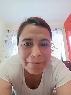 MarthinaBaker online show from May 31, 12:11 pm