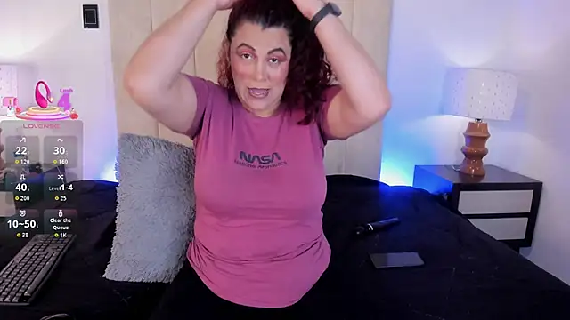 Snapshot of MarthinaBaker chatting on January 14, 12:09 pm MarthinaBaker online show from January 14, 12:09 pm