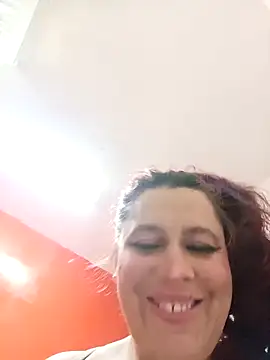 Snapshot of MarthinaBaker chatting on November 16, 12:15 am MarthinaBaker online show from November 16, 12:15 am