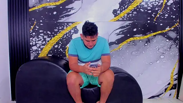 sweethot    online show from September 19, 2:10 pm