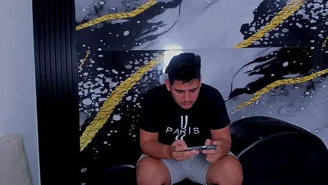 sweethot    online show from October 7, 3:07 am