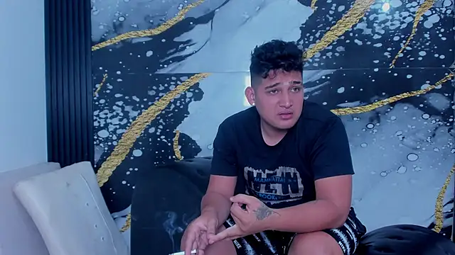 sweethot    online show from September 21, 2:22 pm