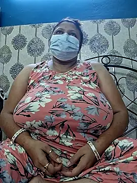 Snapshot of kunjan789 chatting on September 18, 2:58 am kunjan789 online show from September 18, 2:58 am