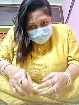 Snapshot of kunjan789 chatting on February 16, 1:25 am kunjan789 online show from February 16, 1:25 am