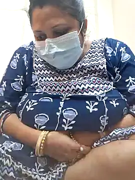 Snapshot of kunjan789 chatting on December 30, 1:48 am kunjan789 online show from December 30, 1:48 am