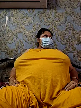 Snapshot of kunjan789 chatting on December 4, 6:07 pm kunjan789 online show from December 4, 6:07 pm