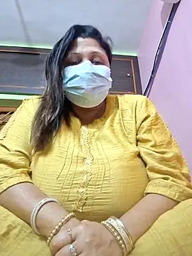 Snapshot of kunjan789 chatting on March 1, 2:26 am kunjan789 online show from March 1, 2:26 am