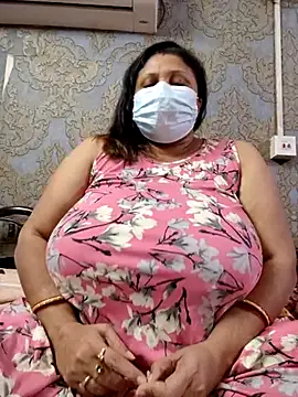 Snapshot of kunjan789 chatting on November 19, 6:24 am kunjan789 online show from November 19, 6:24 am