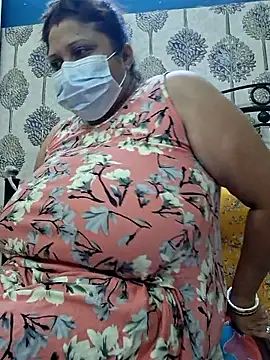 Snapshot of kunjan789 chatting on October 11, 2:01 am kunjan789 online show from October 11, 2:01 am