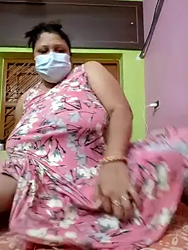 Snapshot of kunjan789 chatting on November 9, 2:04 am kunjan789 online show from November 9, 2:04 am