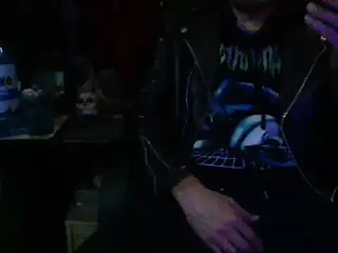 mrdemoncrowly online show from October 30, 8:34 am